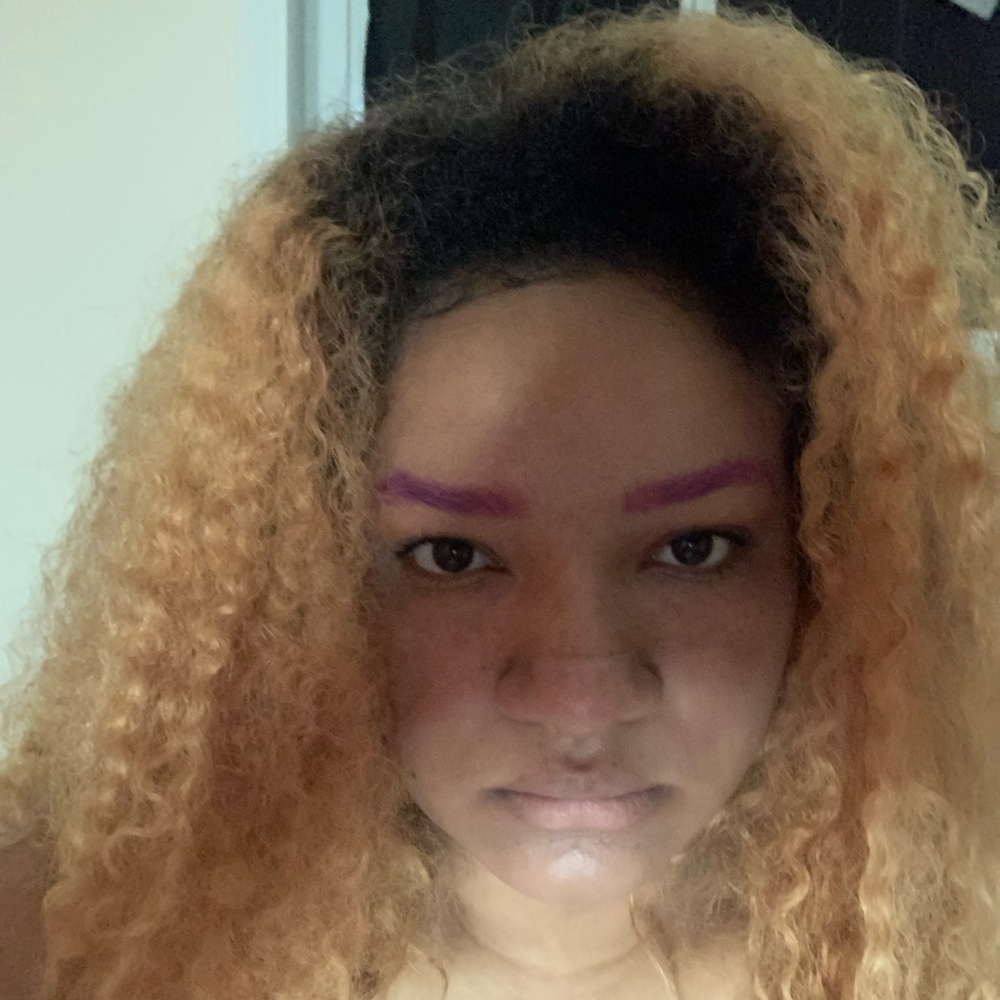 Meet your Posher, Eileen